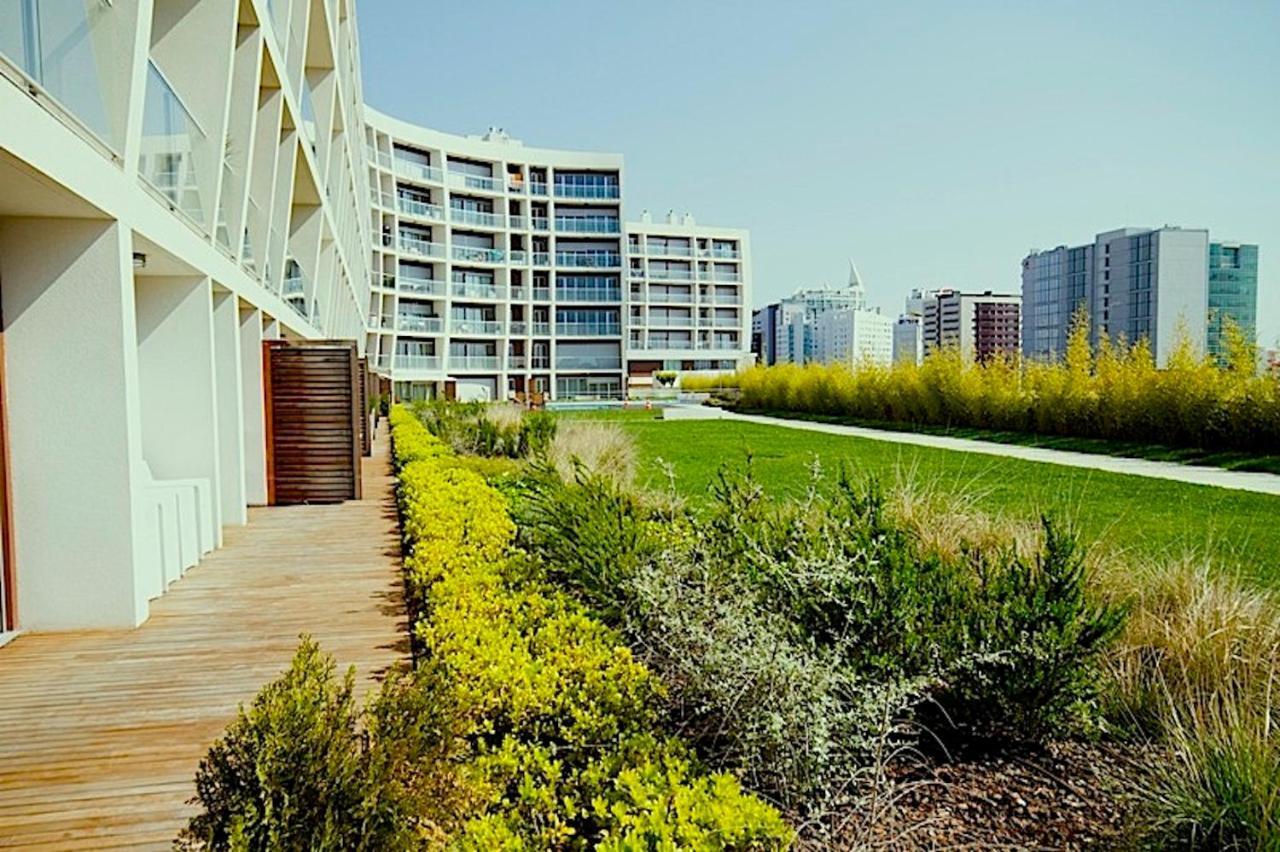 New Loft With Swimming Pool At Parque Das Nacoes! Lisbon Luaran gambar