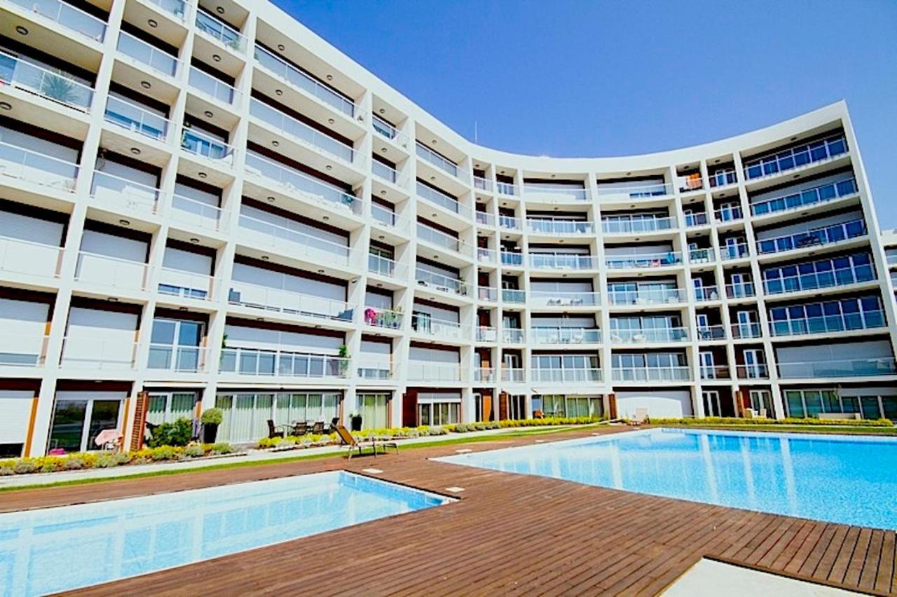 New Loft With Swimming Pool At Parque Das Nacoes! Lisbon Luaran gambar